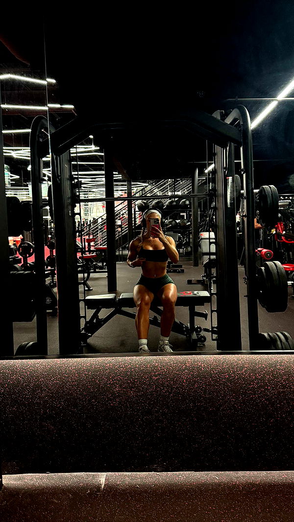 abigailwhhitee image ~ Altpins