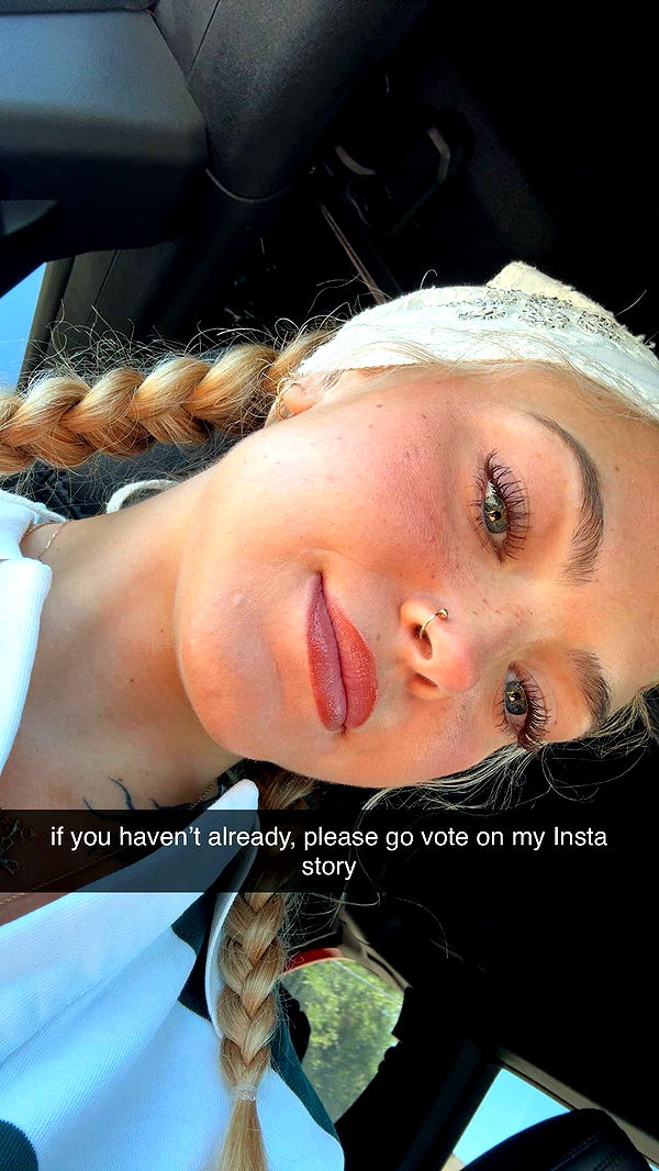 abigailwhhitee image ~ Altpins