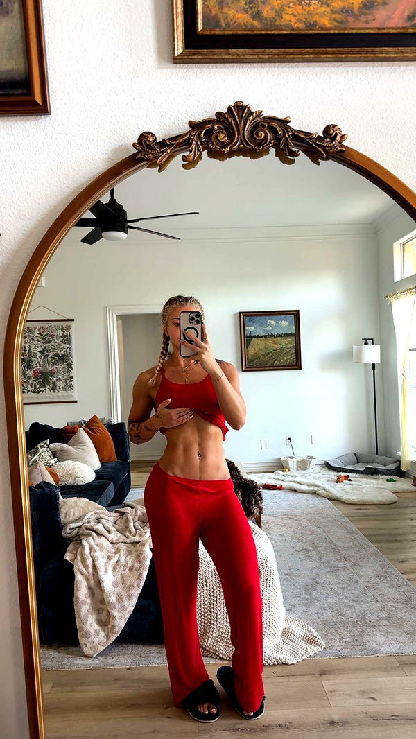 abigailwhhitee image ~ Altpins