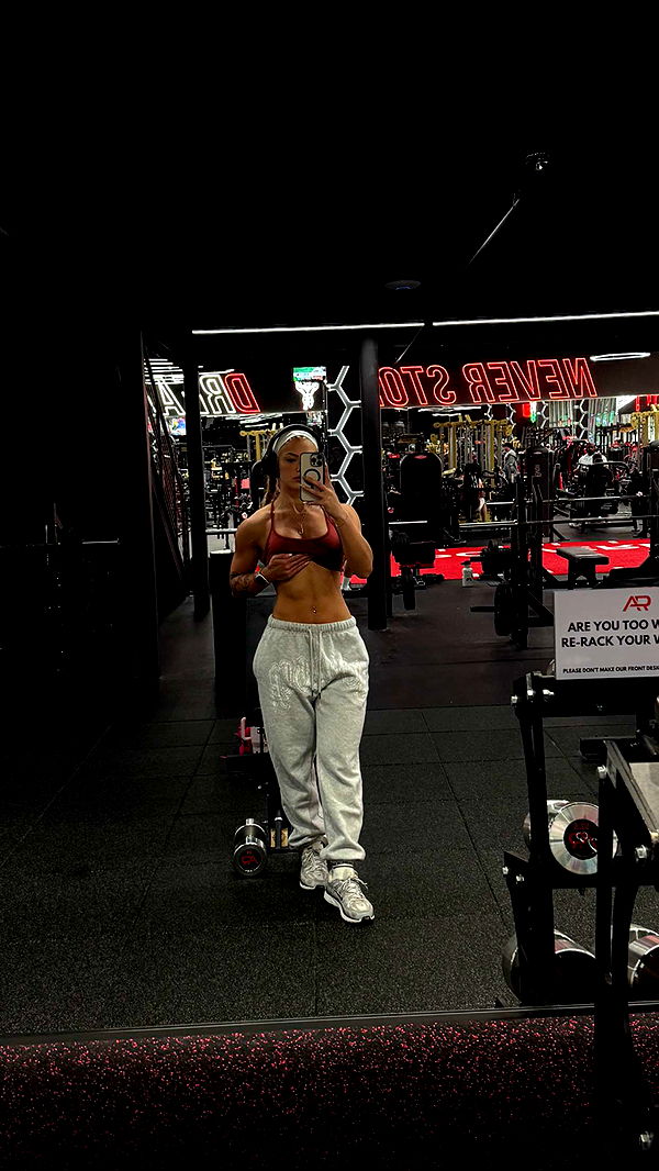 abigailwhhitee image ~ Altpins