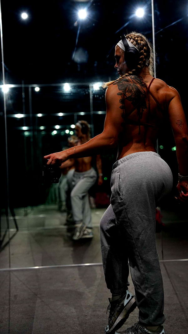 abigailwhhitee image ~ Altpins