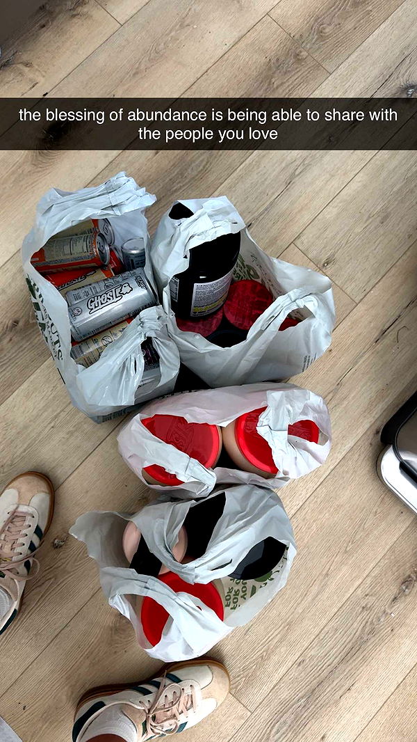 abigailwhhitee image ~ Altpins