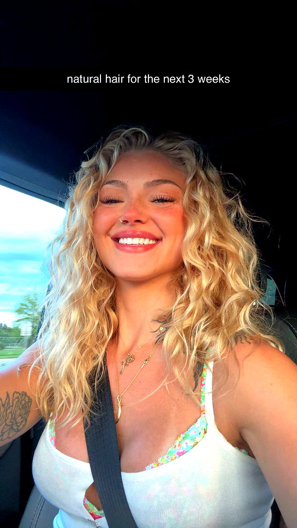 abigailwhhitee image ~ Altpins