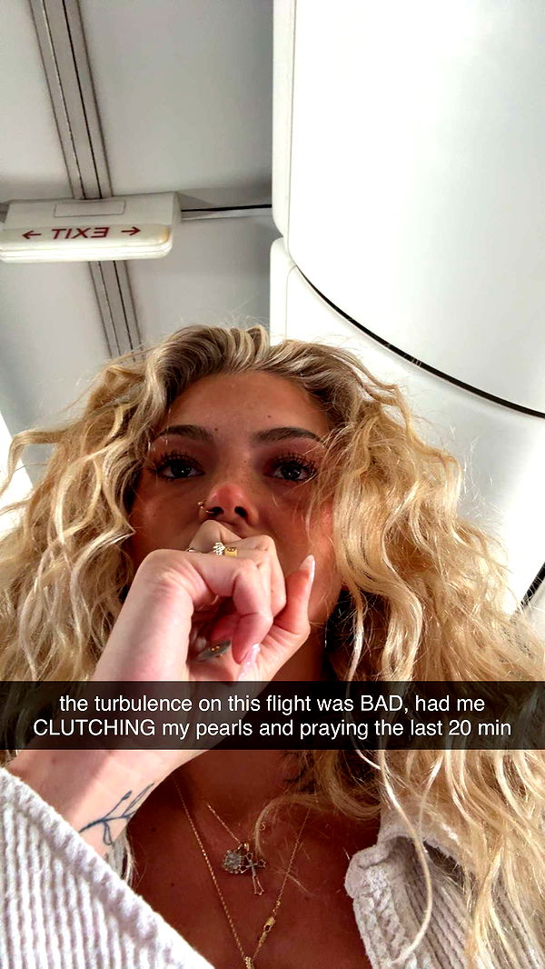 abigailwhhitee image ~ Altpins