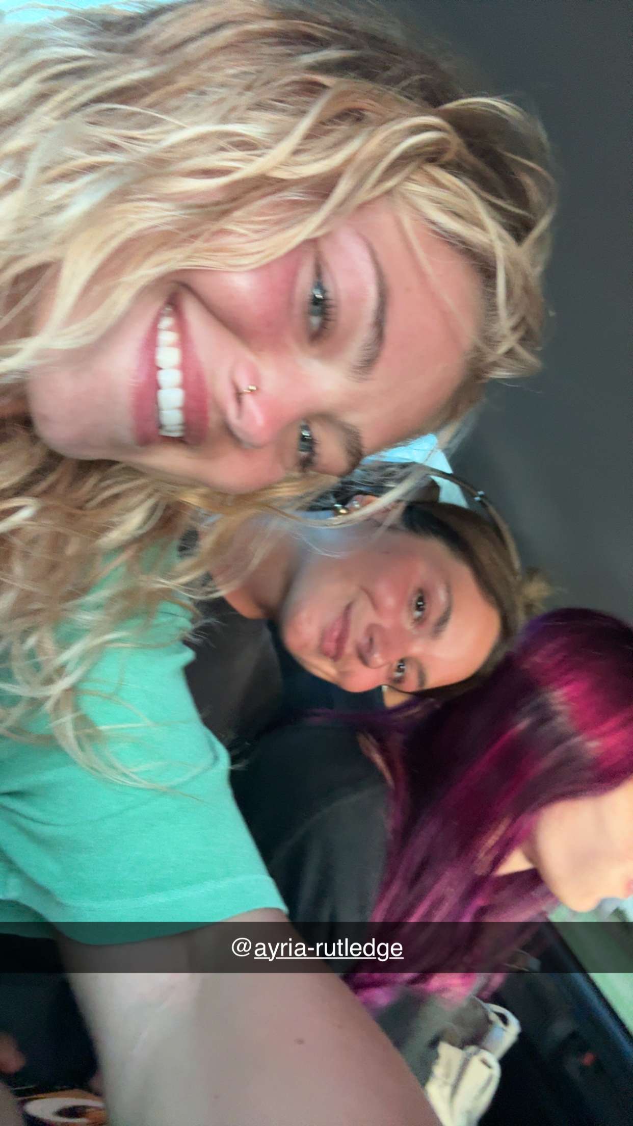 abigailwhhitee snapchat image archive image