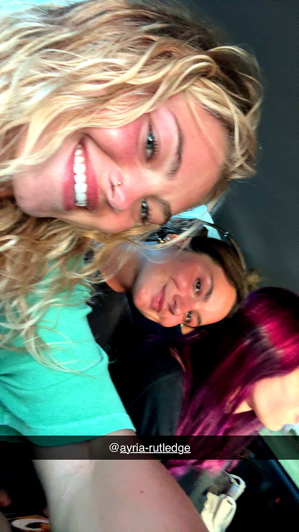 abigailwhhitee image ~ Altpins