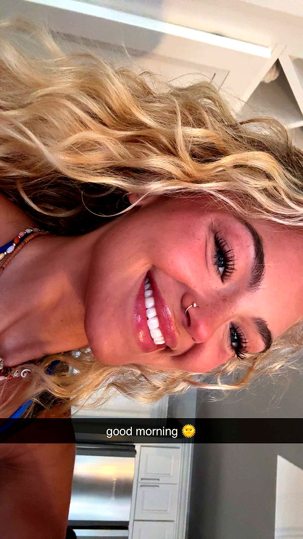 abigailwhhitee image ~ Altpins