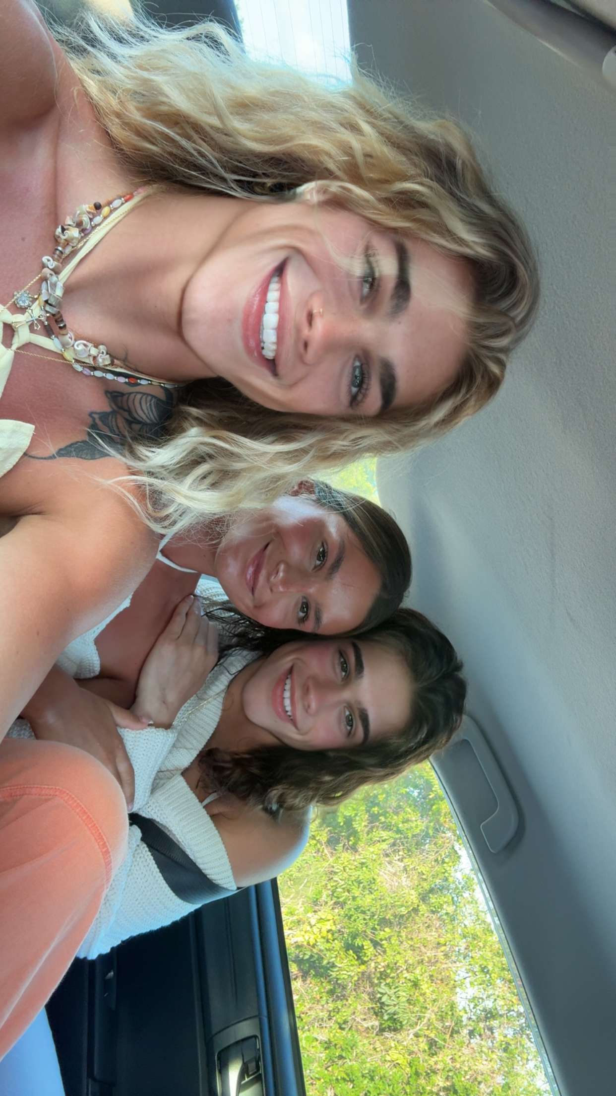 abigailwhhitee snapchat image archive image