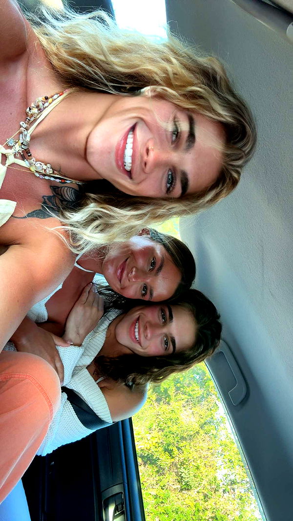 abigailwhhitee image ~ Altpins