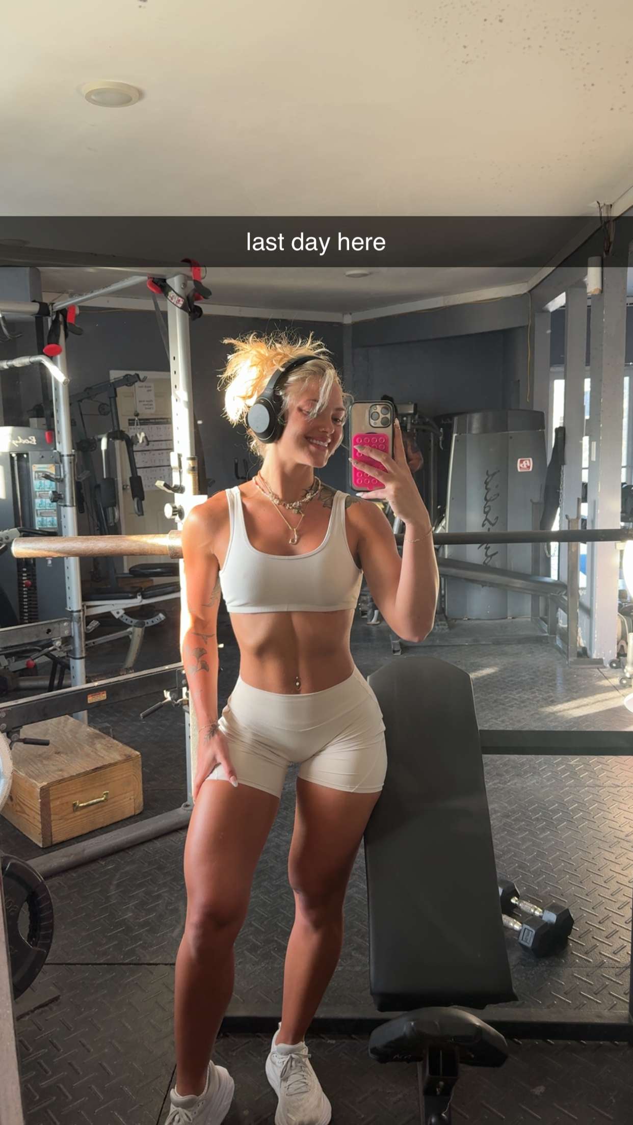 abigailwhhitee snapchat image archive image