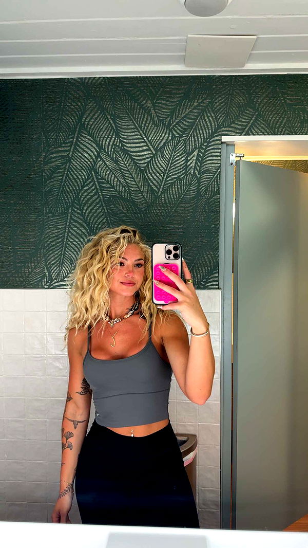 abigailwhhitee image ~ Altpins