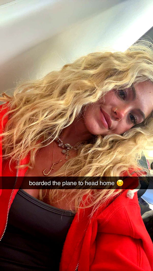 abigailwhhitee image ~ Altpins