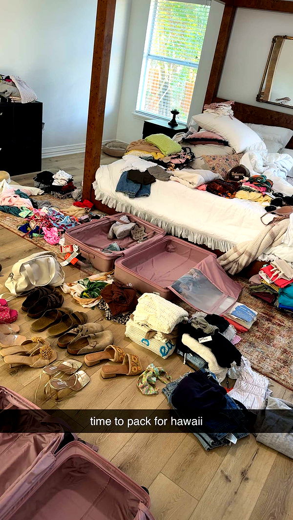 abigailwhhitee image ~ Altpins