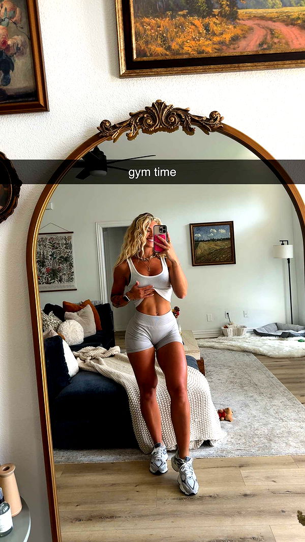 abigailwhhitee image ~ Altpins