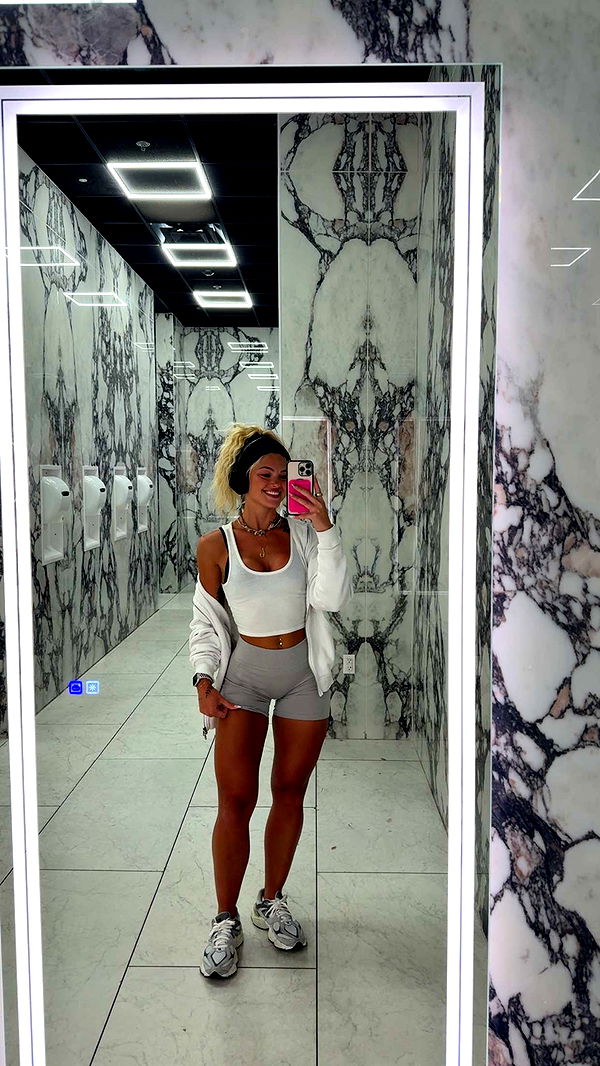 abigailwhhitee image ~ Altpins