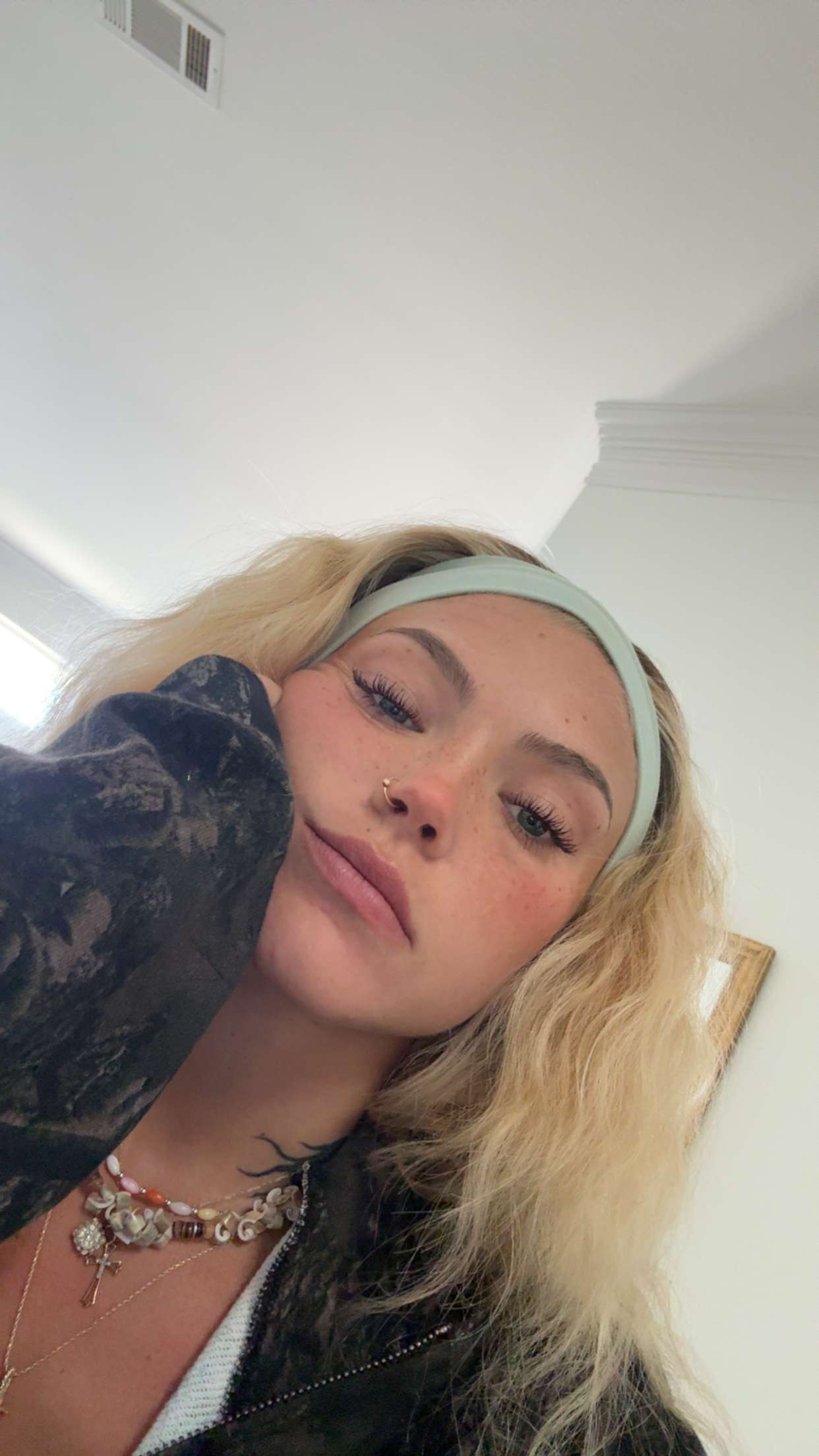 abigailwhhitee snapchat image archive image