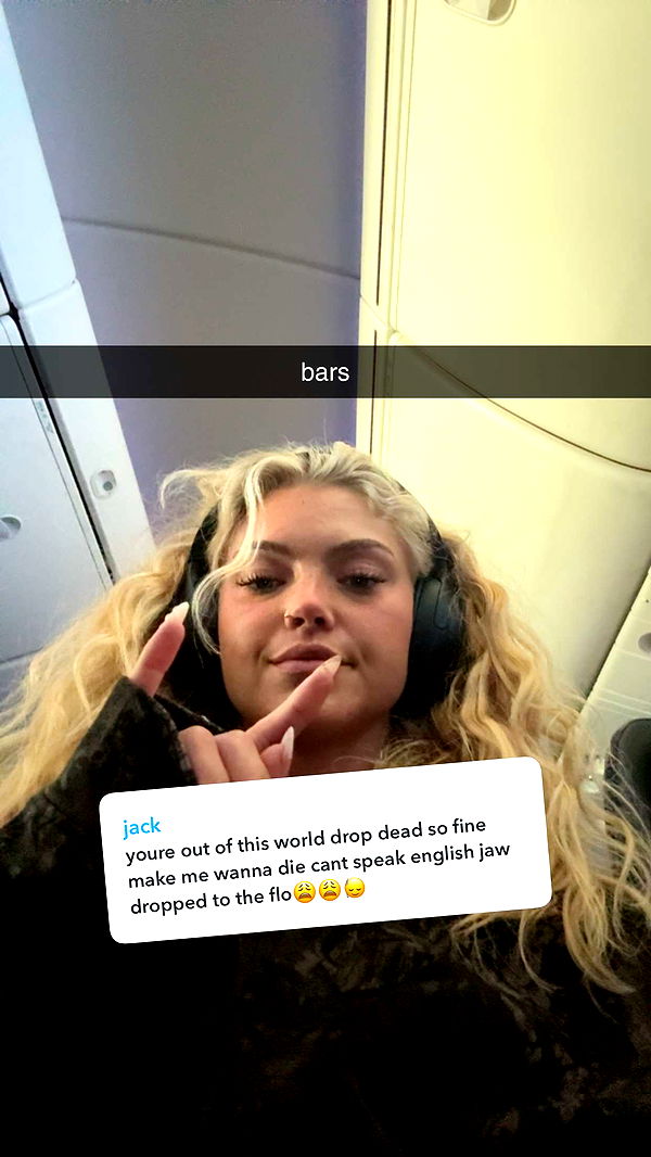 abigailwhhitee image ~ Altpins