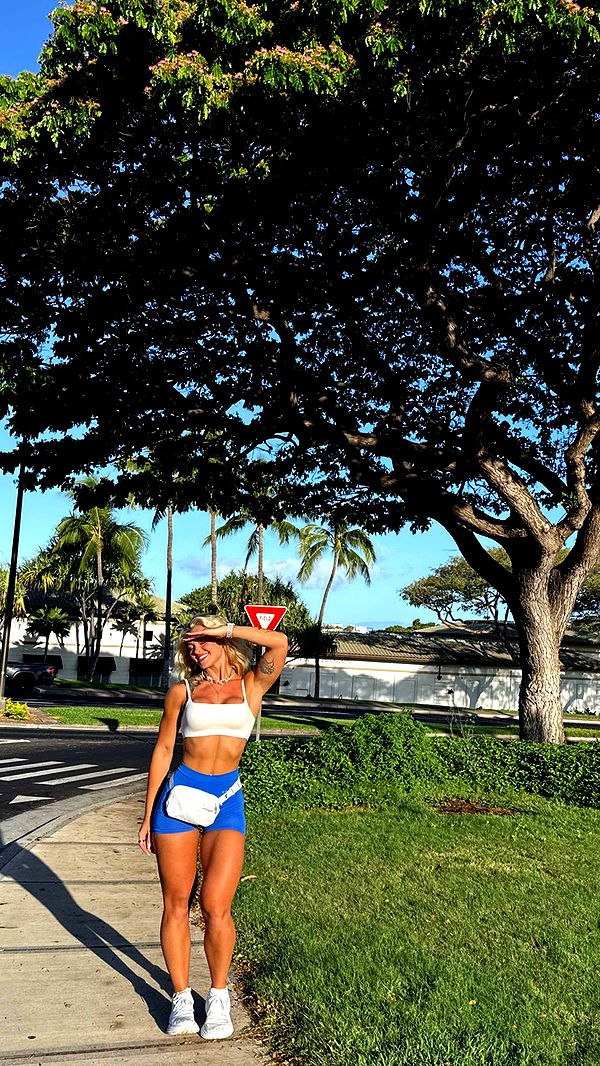 abigailwhhitee image ~ Altpins