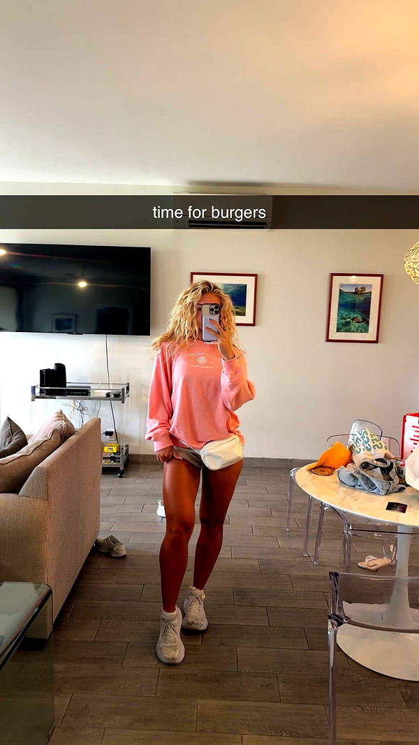 abigailwhhitee image ~ Altpins