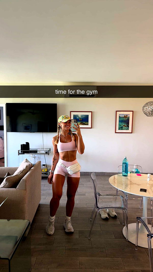 abigailwhhitee image ~ Altpins