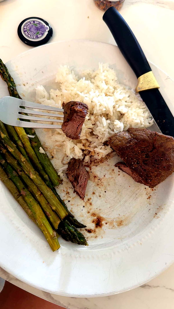 abigailwhhitee image ~ Altpins