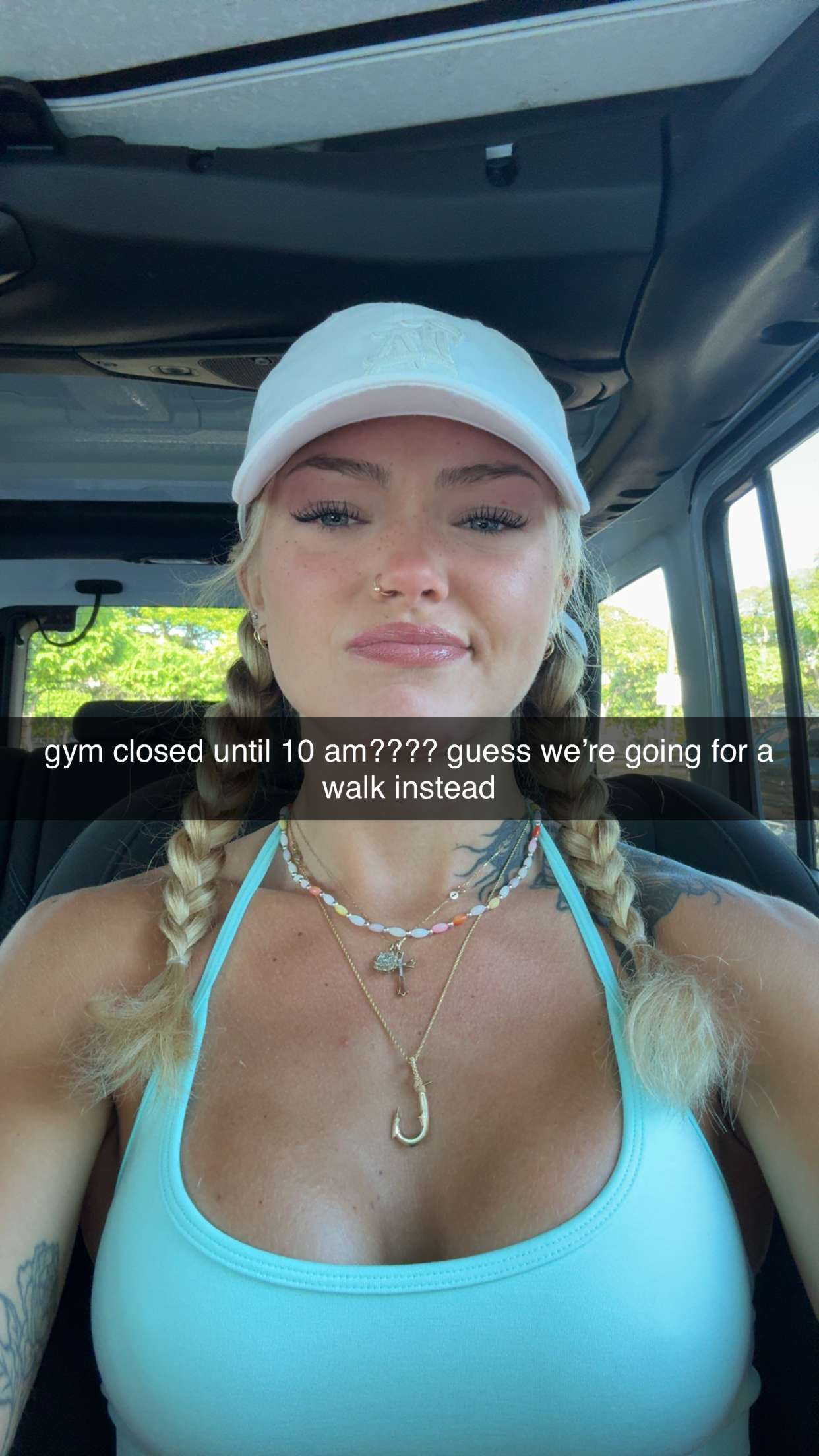 abigailwhhitee snapchat image archive image