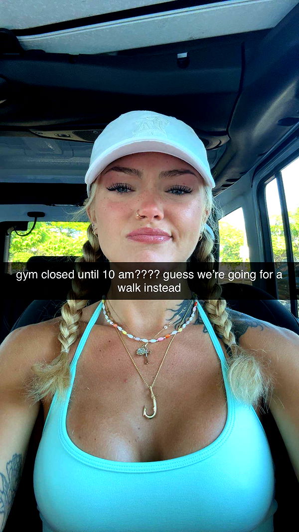 abigailwhhitee image ~ Altpins