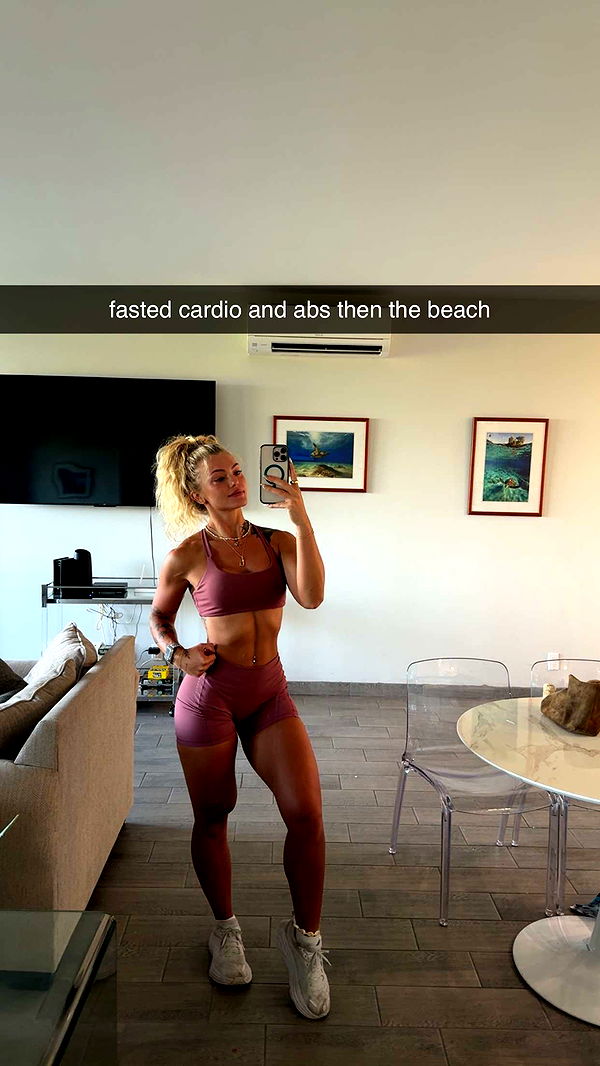 abigailwhhitee image ~ Altpins