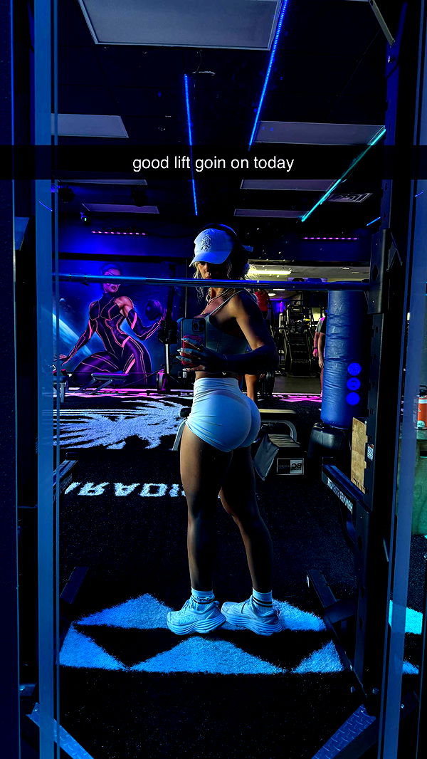 abigailwhhitee image ~ Altpins