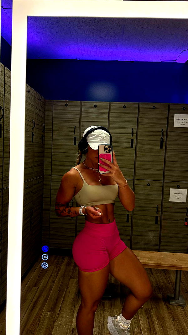 abigailwhhitee image ~ Altpins