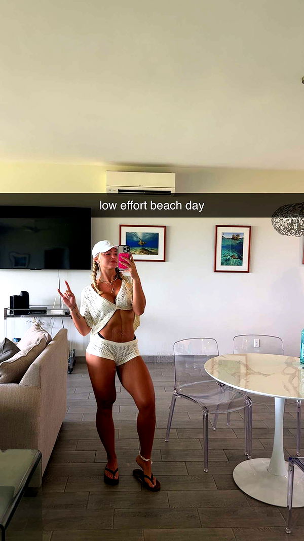 abigailwhhitee image ~ Altpins