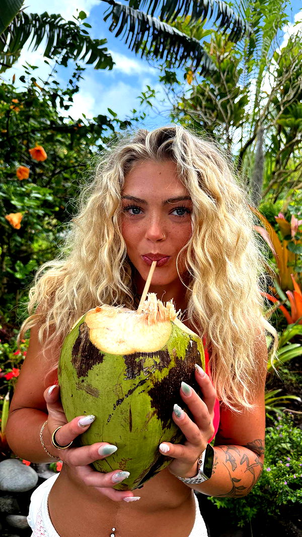 abigailwhhitee image ~ Altpins