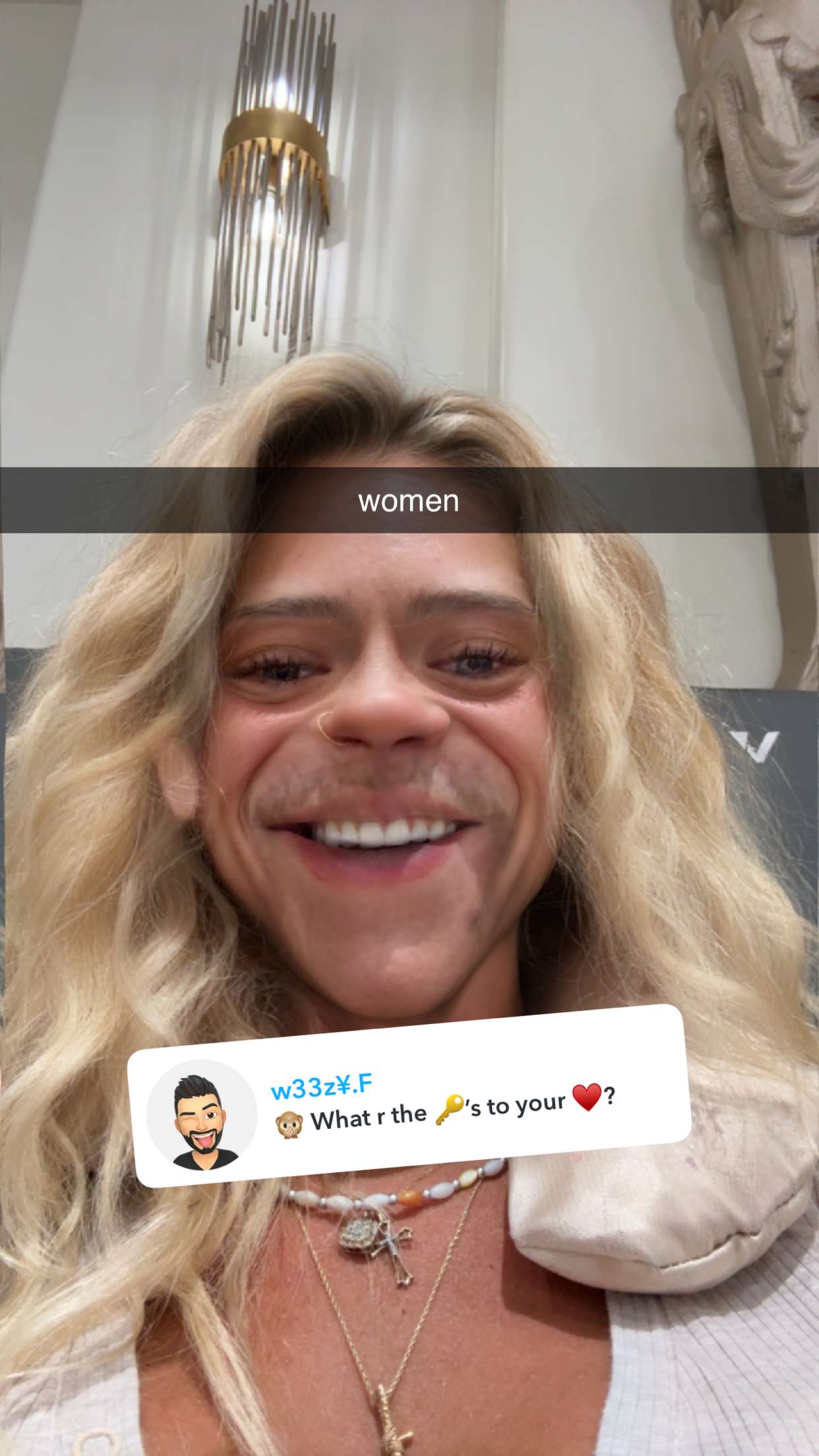 abigailwhhitee snapchat image archive image