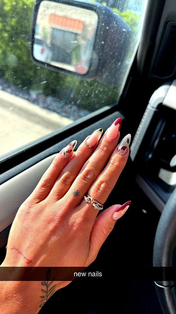 abigailwhhitee image ~ Altpins