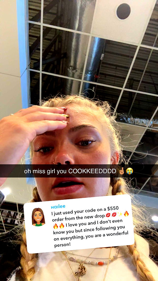 abigailwhhitee image ~ Altpins