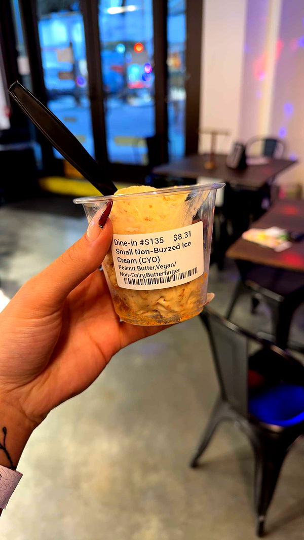 abigailwhhitee image ~ Altpins