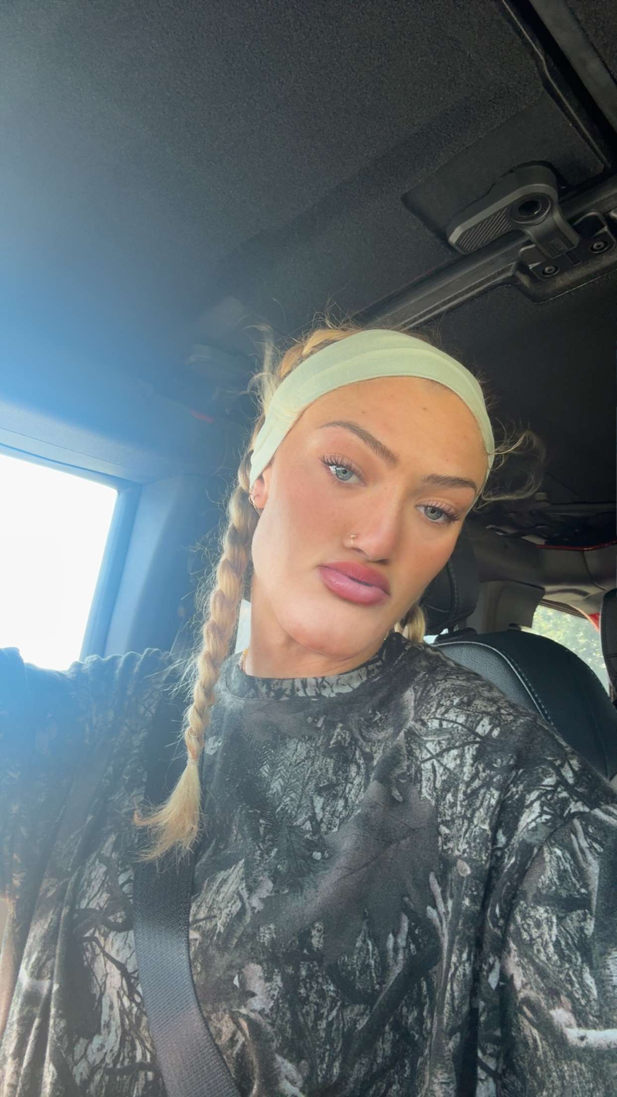 abigailwhhitee snapchat image archive image