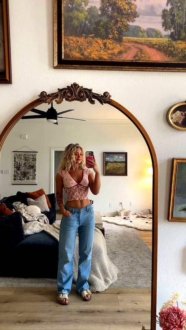 abigailwhhitee image ~ Altpins