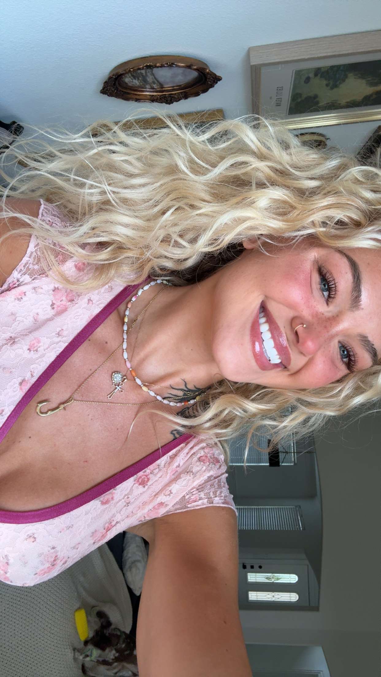 abigailwhhitee snapchat image archive image