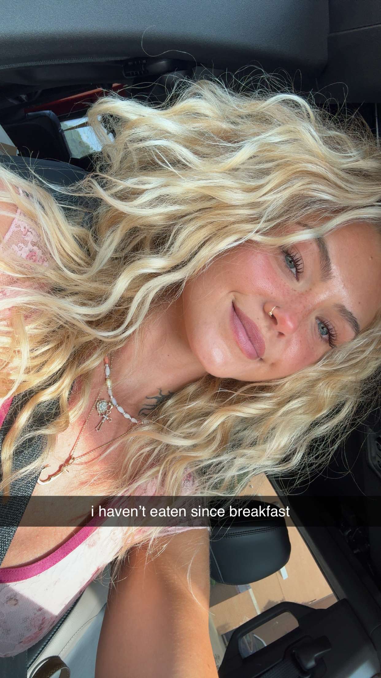 abigailwhhitee snapchat image archive image