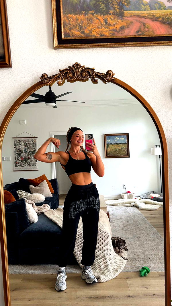 abigailwhhitee image ~ Altpins