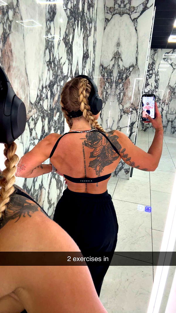 abigailwhhitee image ~ Altpins