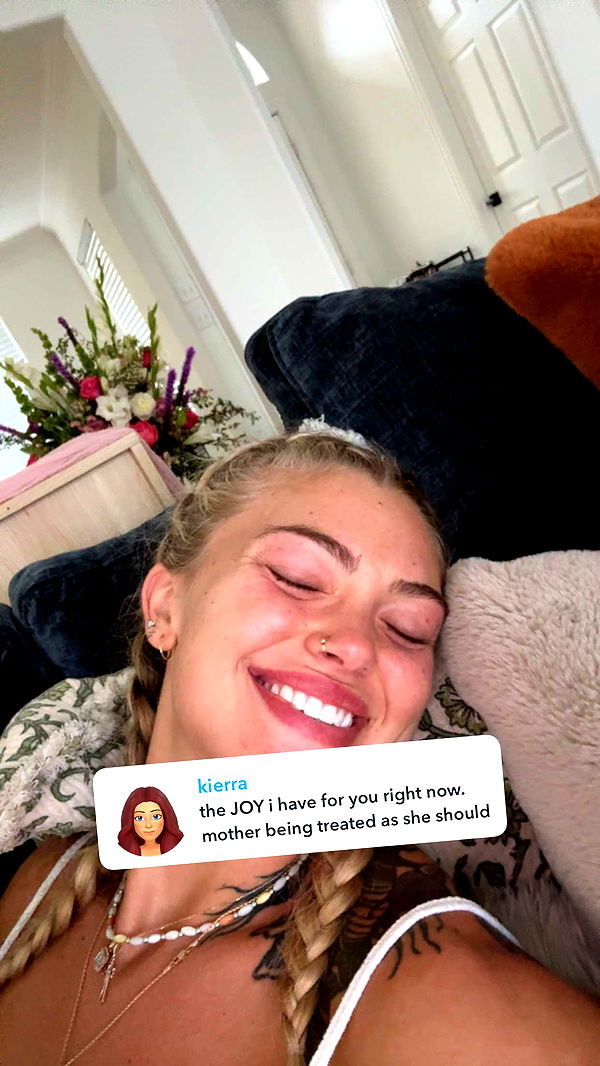 abigailwhhitee image ~ Altpins