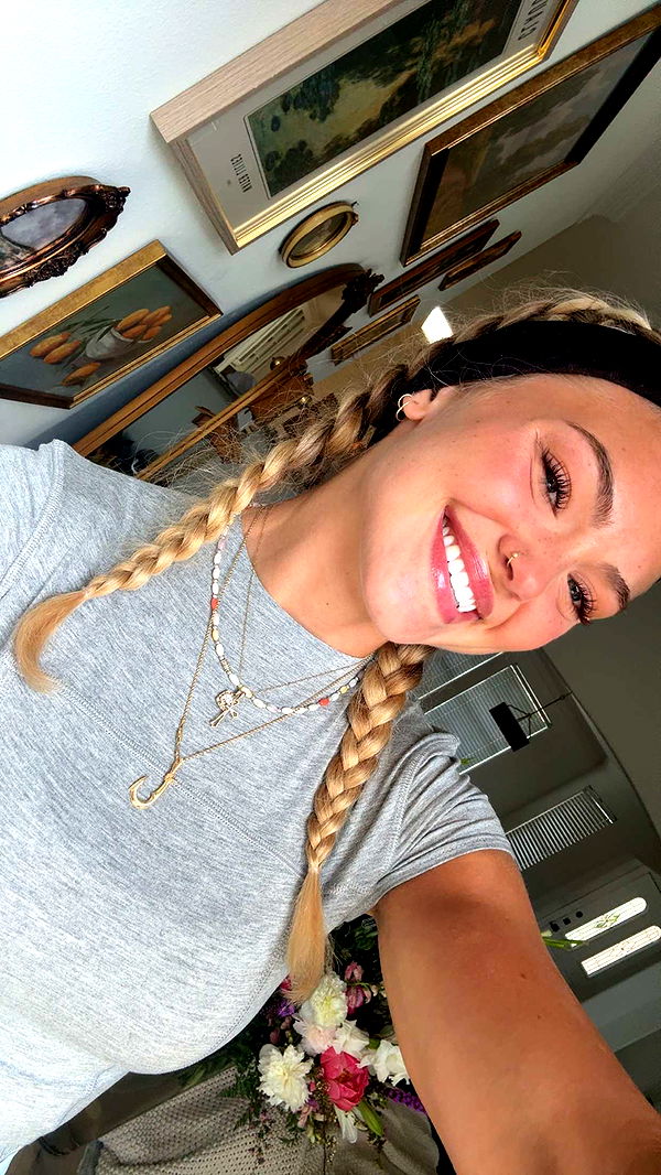 abigailwhhitee image ~ Altpins