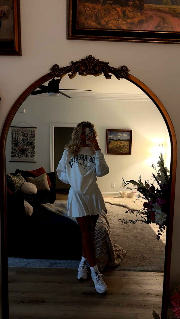 abigailwhhitee image ~ Altpins