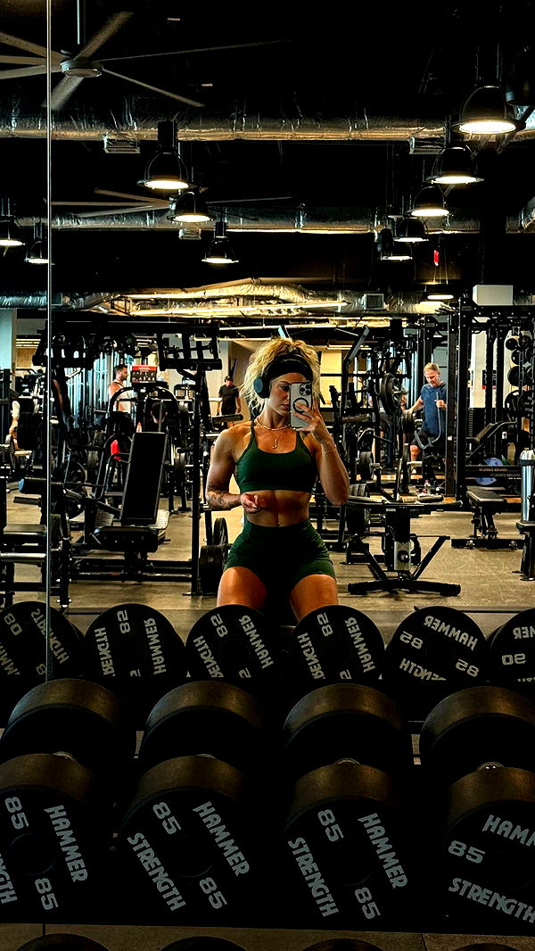 abigailwhhitee image ~ Altpins