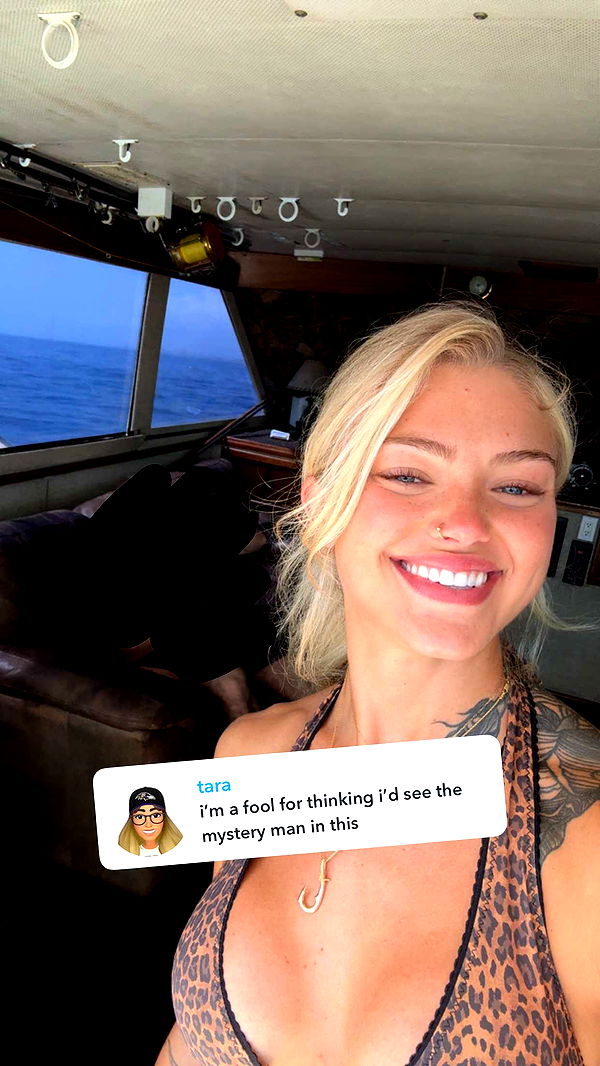 abigailwhhitee image ~ Altpins