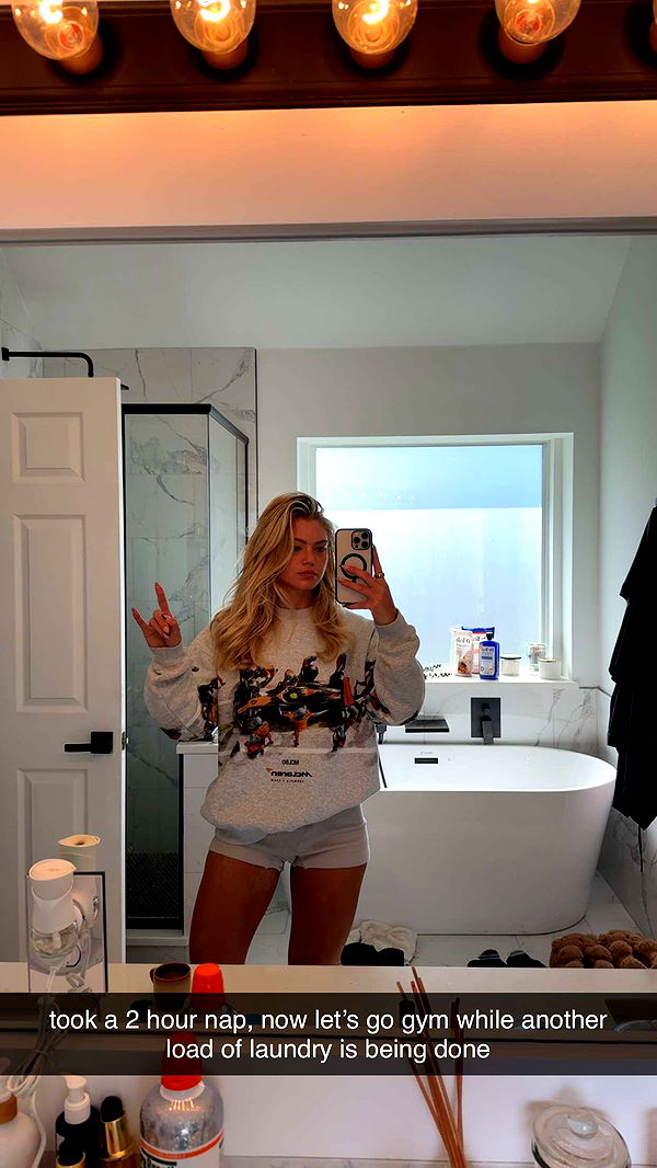 abigailwhhitee image ~ Altpins