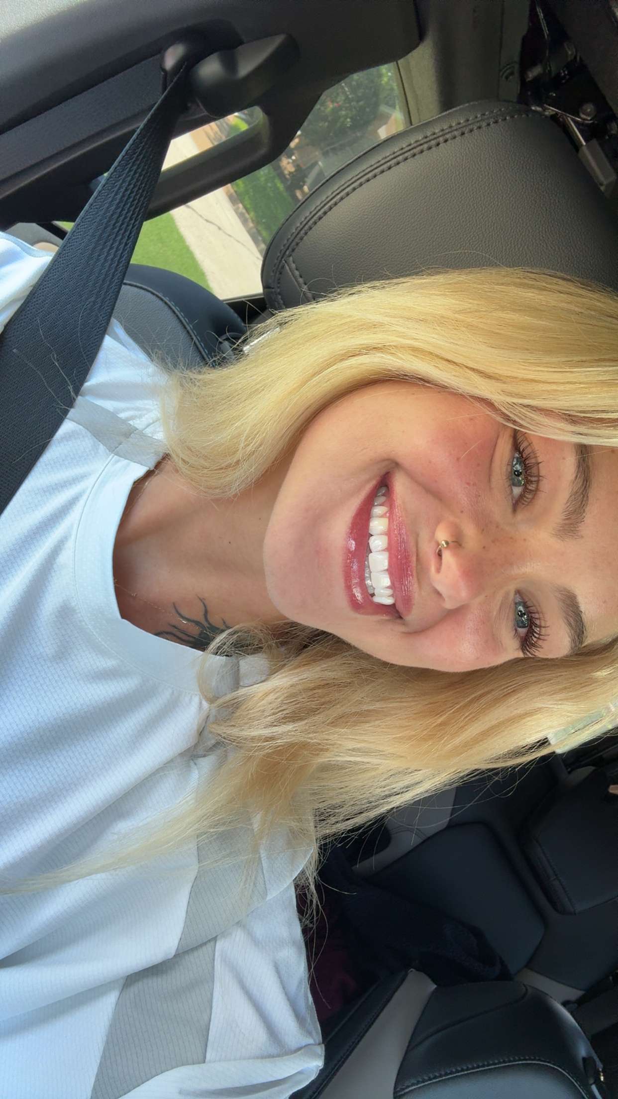 abigailwhhitee snapchat image archive image