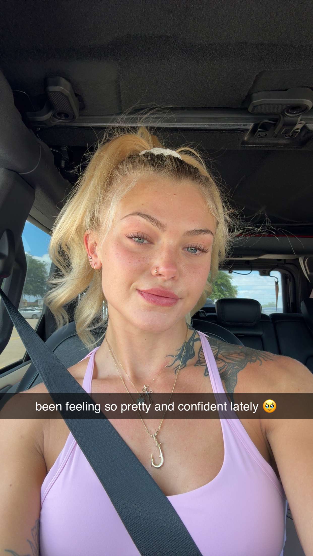 abigailwhhitee snapchat image archive image